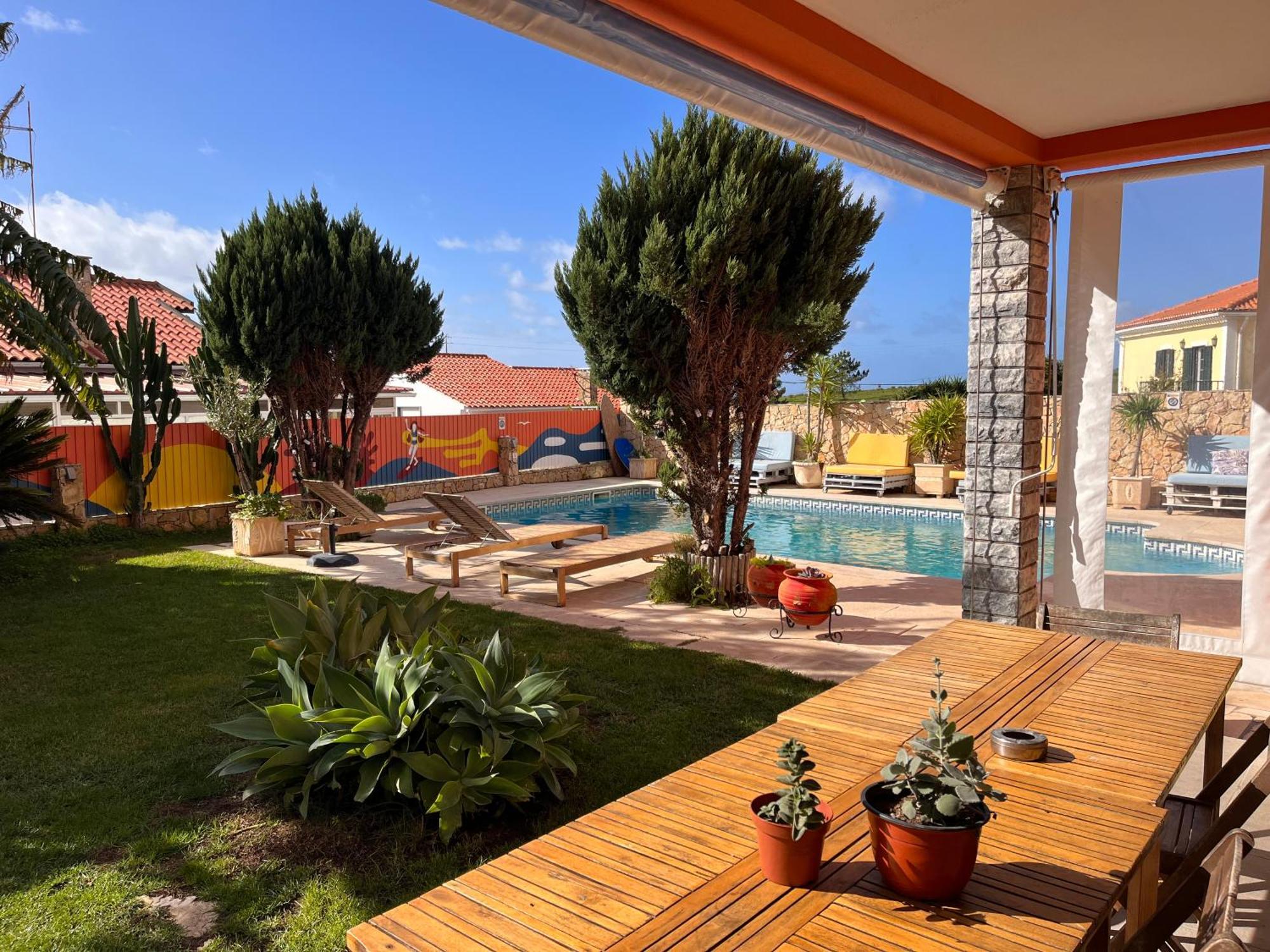Хостел Ericeira Destination Экстерьер фото
